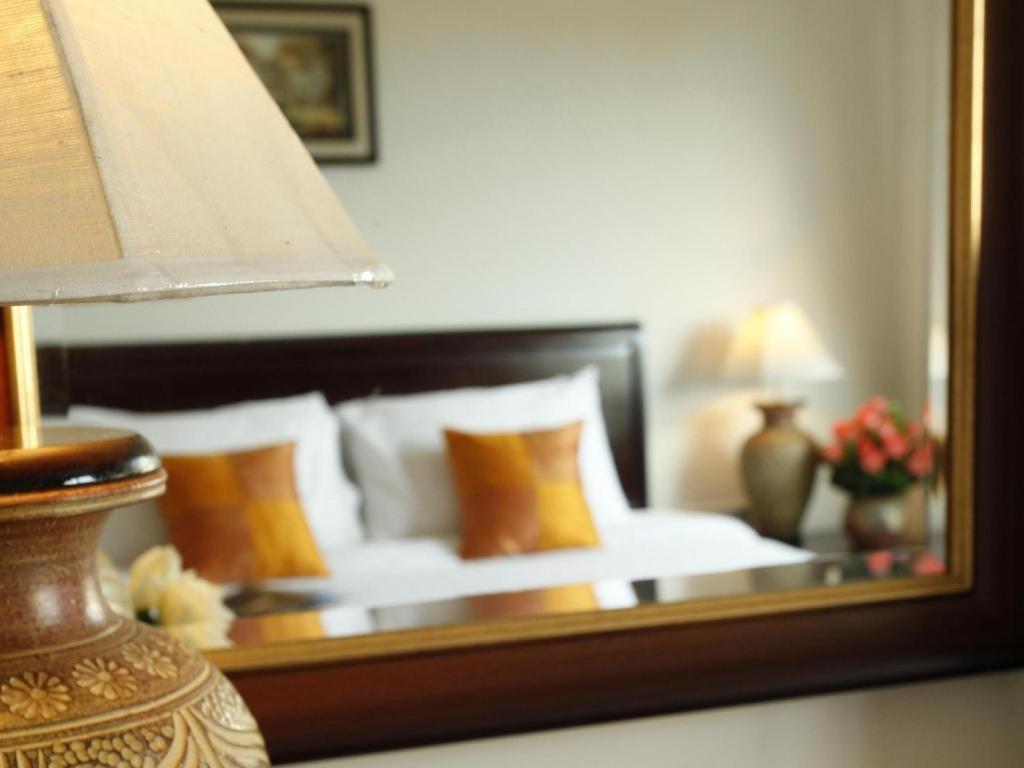 Lao Golden Hotel Vientiane Bagian luar foto